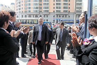 綠之韻集團(tuán)胡國(guó)安董事長(zhǎng)赴黑龍江、遼寧市場(chǎng)考察指導(dǎo)工作