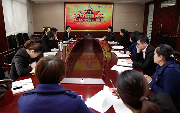 學(xué)習(xí)雷鋒精神 弘揚企業(yè)正能量——綠之韻集團(tuán)團(tuán)委召開學(xué)習(xí)雷鋒精神座談會