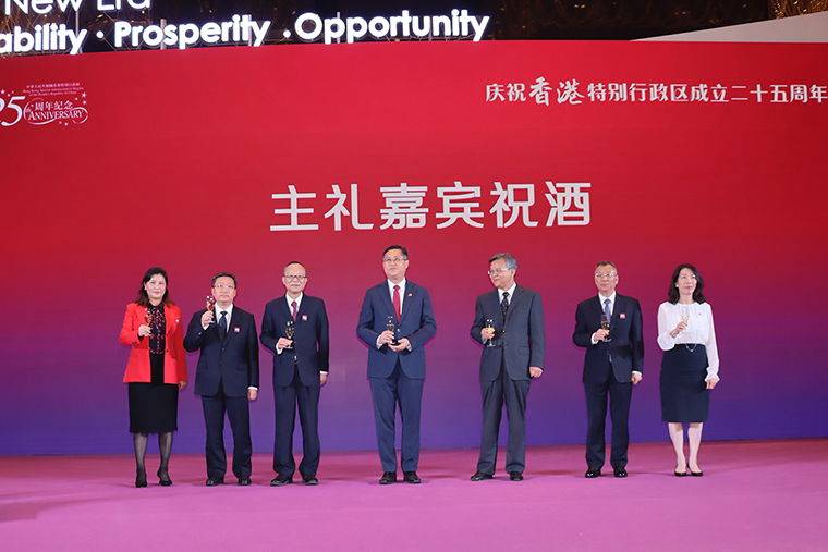 胡國(guó)安董事長(zhǎng)受邀出席香港特別行政區(qū)成立25周年慶祝晚宴