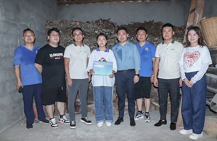 綻放微力量 | 綠之韻公益基金會(huì)攜手湖南省慈善總會(huì)“愛(ài)心改變命運(yùn)”首站走進(jìn)常德桃源