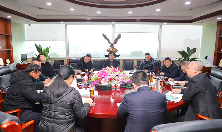 瀏陽經(jīng)開區(qū)黨工委副書記、管委會(huì)主任喻輝一行蒞臨綠之韻調(diào)研座談